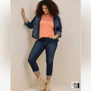 Torrid Sz 26 Crop Boyfriend Straight Vintage Stretch Mid-Rise